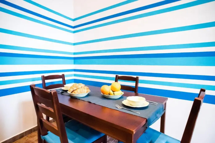 Indigo Apartment With Free Parking