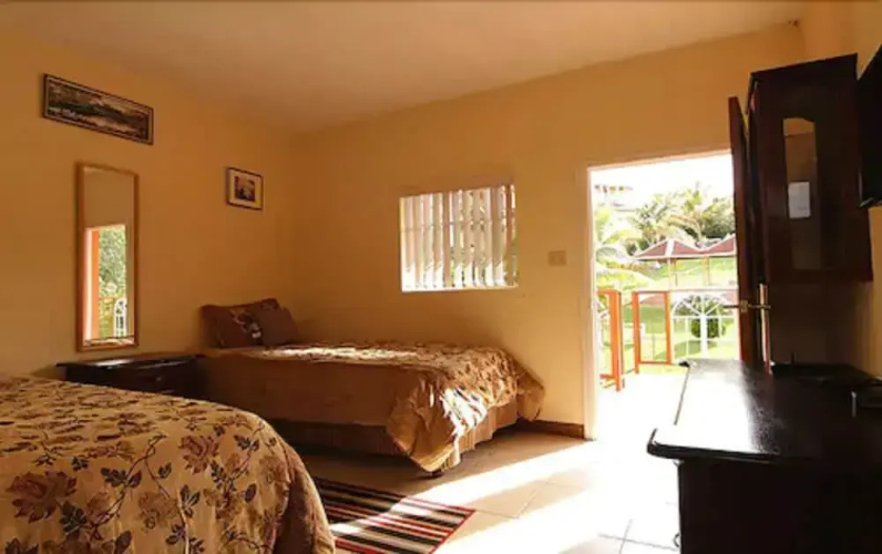 Paradise Reggae Resort