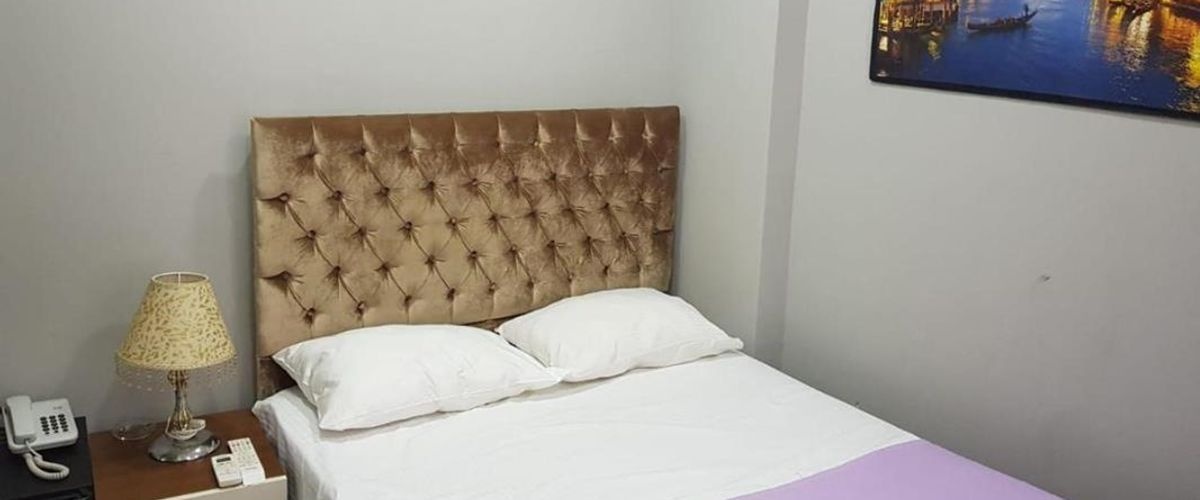 Eyfel Hotel