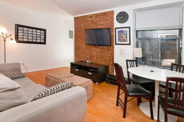 Spacious 2 BR - Upper East / 329#13