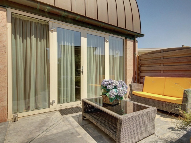 Luxury Apartment