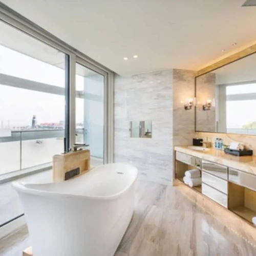 Premier Double room with balcony and with lake view