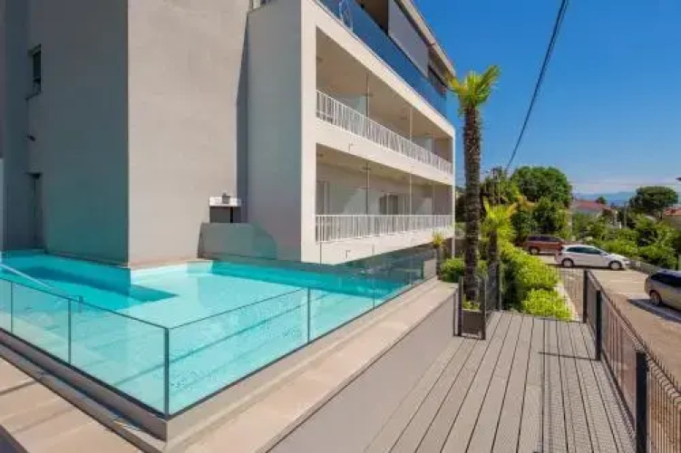 Apartments Rona Erea Ičići