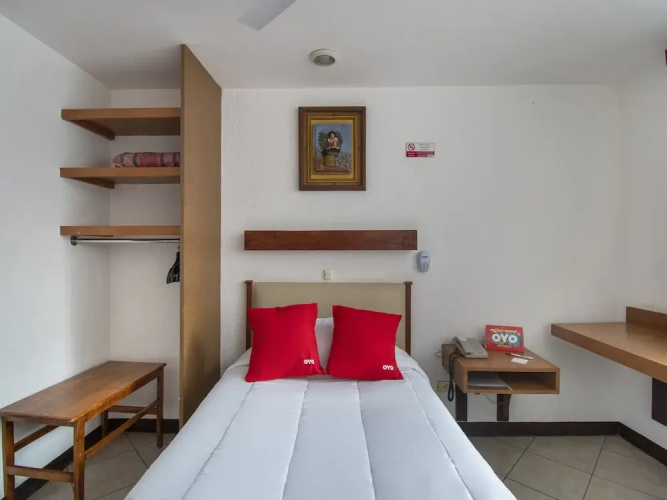 Hotel Del Paseo