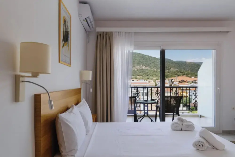Blue Bay Hotel