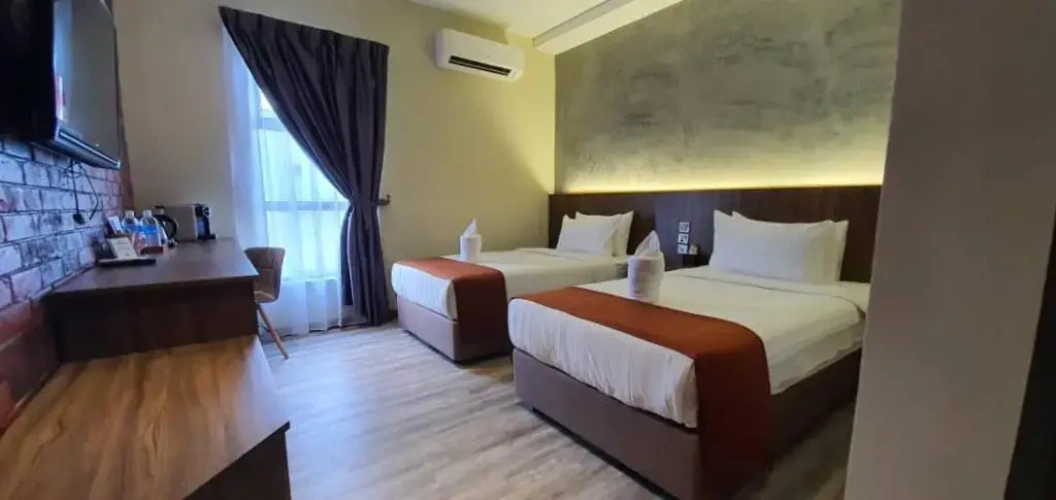 Standard Twin room