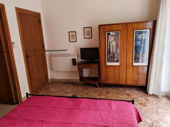 Standard Double room with city view
