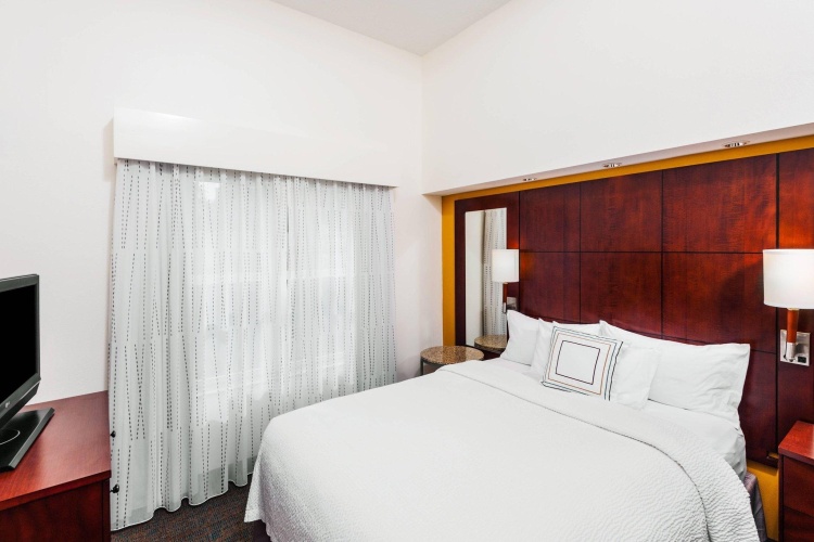 2 Bedrooms Suite