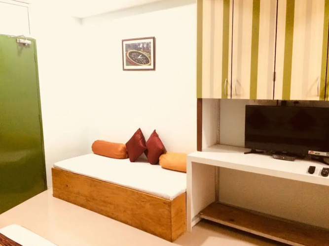 Hotel Shubham Vile Parle