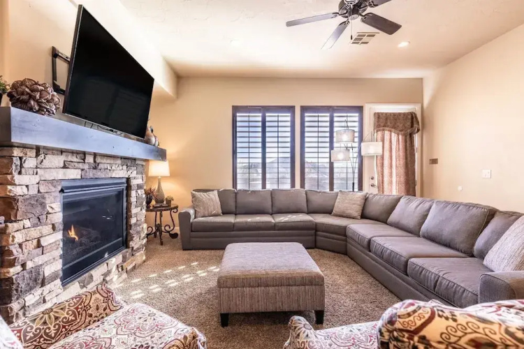 Almost Heaven 4 Bedroom Apts by RedAwning