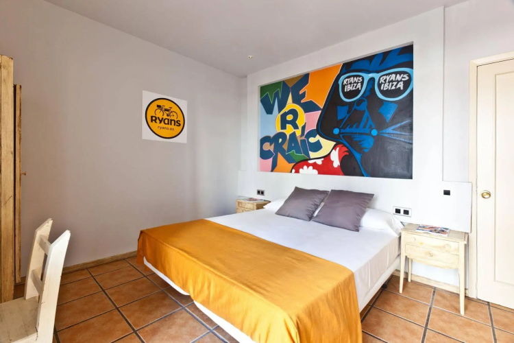 Ten Hostel