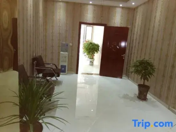 Yahe Hotel, Neixiang