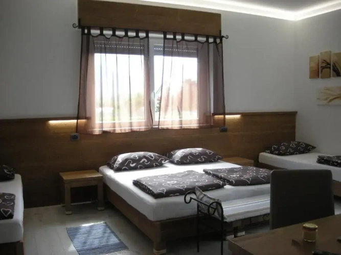 Standard Quadruple room