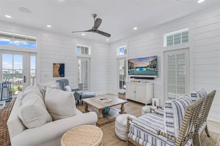 Southern Sandcastle 129 STA