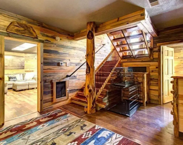 Rustic Hideaway!