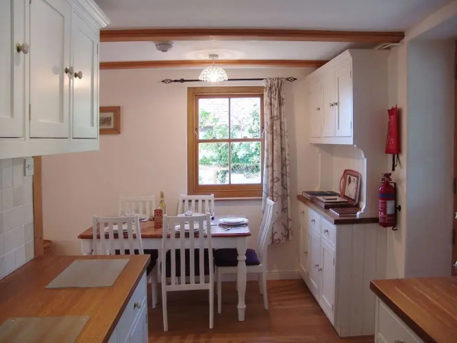 1 The Cottages
