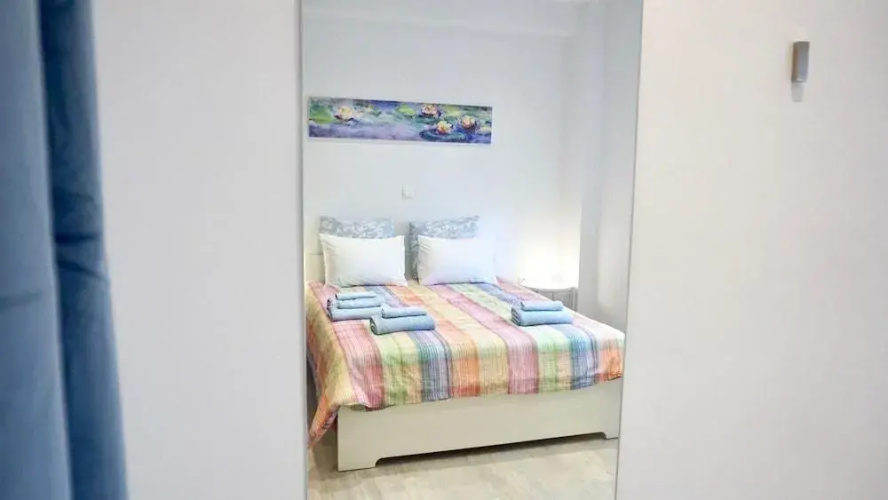 Vibrant & Cozy Apt in Athens