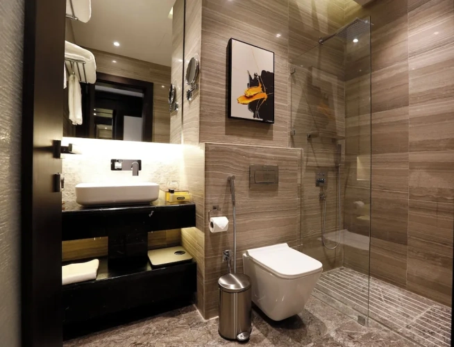 Standard Twin room with balcony and with city view