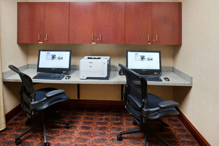 Hampton Inn Fairmont photo 8