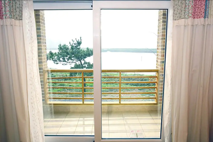 Taean The Tree Pension
