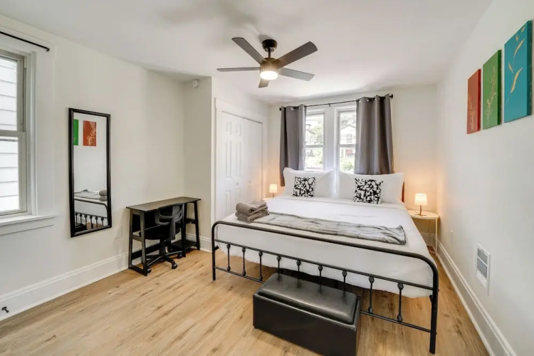 4 Mi to Dtwn: Pet-friendly Home in Pittsburgh