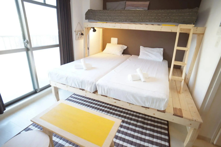 Galaxy Apartment
