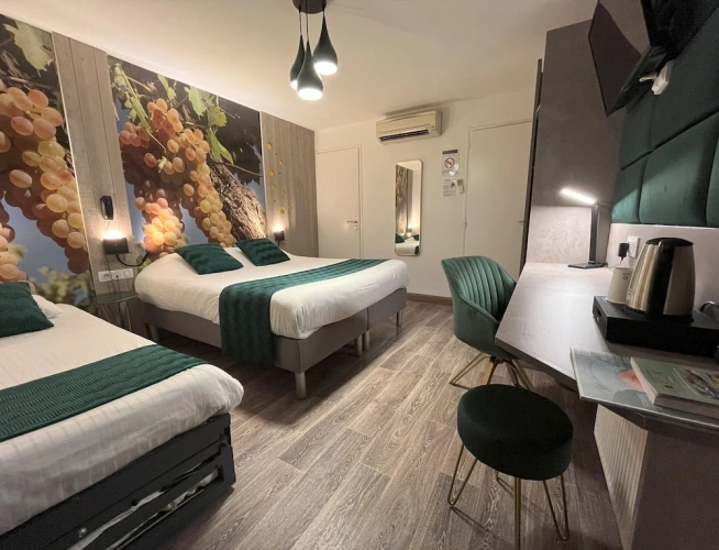 Standard Quadruple room
