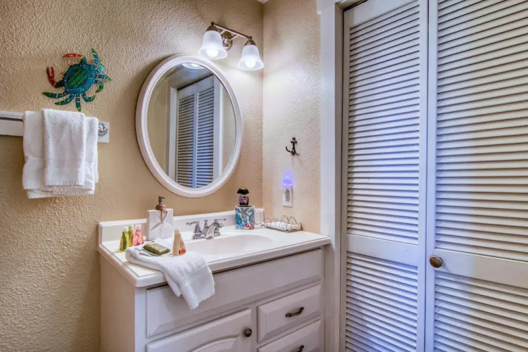 Surf Station MIBC204 - 2 Br Condo