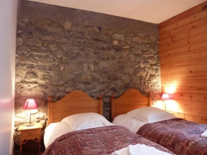 2 Bedrooms Suite