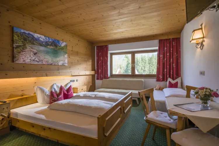 Pension Hüttwirt