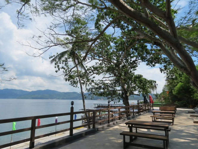 Anilao Discovery Bay Resort