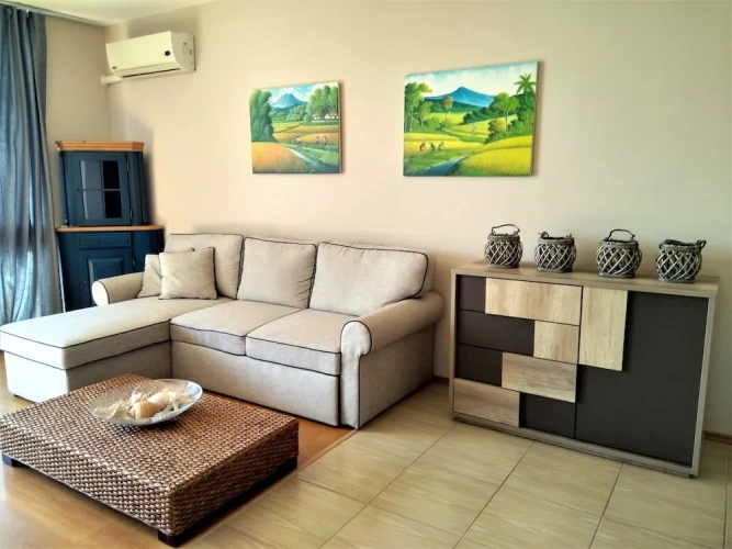 1 Bedroom Apartment with balcony and with garden view