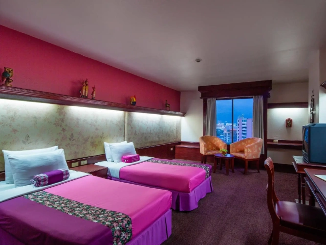 Standard Twin room