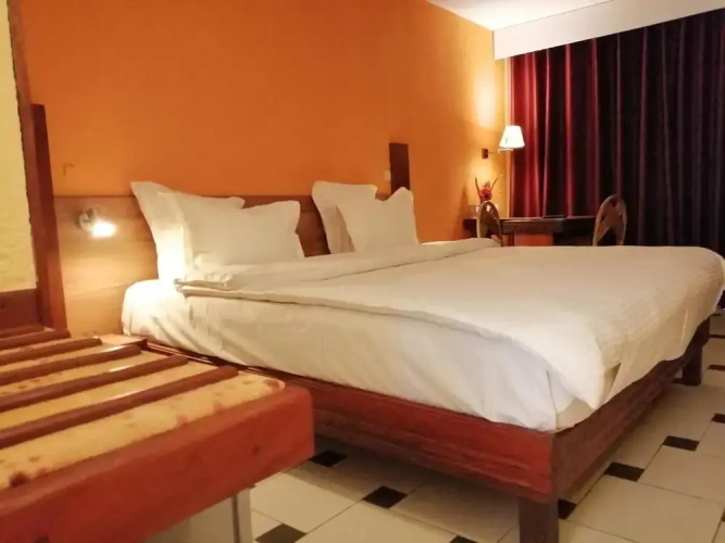 Hotel Jardin Savana