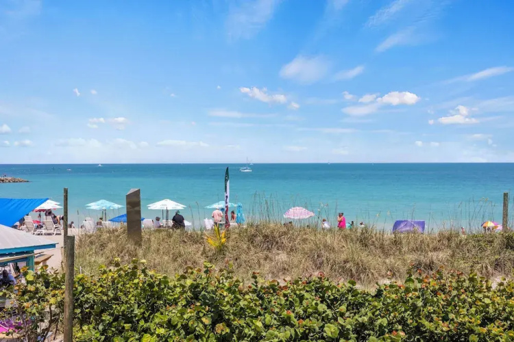 Oceanfront Inn Room #18- Ocean View Balcony, 2 Full Beds