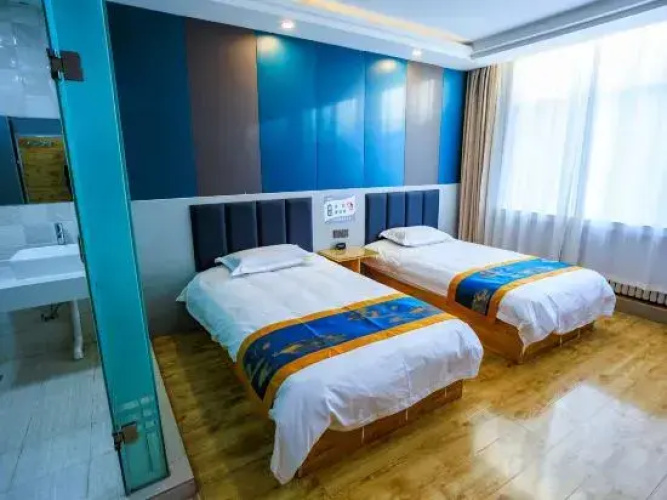 Yiming Hotel
