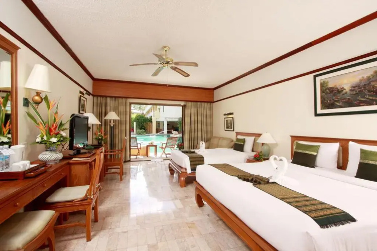 Thara Patong Beach Resort & Spa