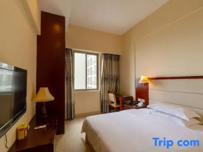 Quadruple Suite with partial sea view
