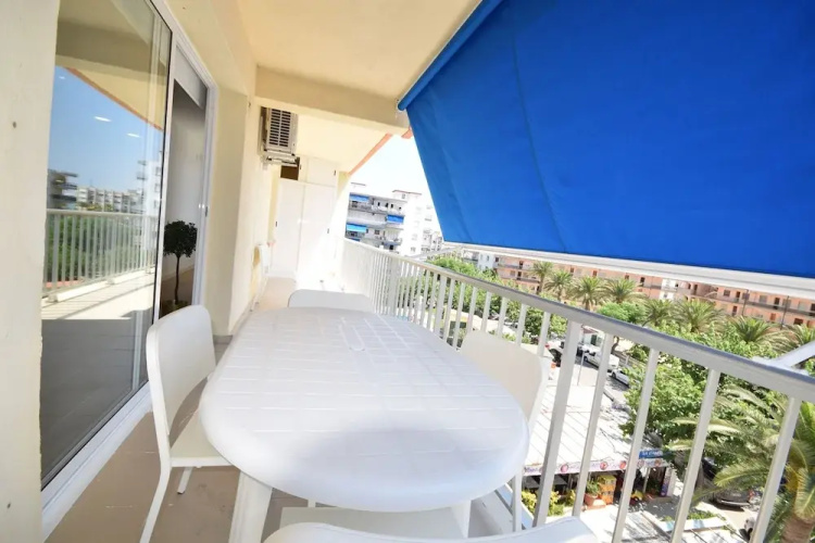 Pineda II Seaviews