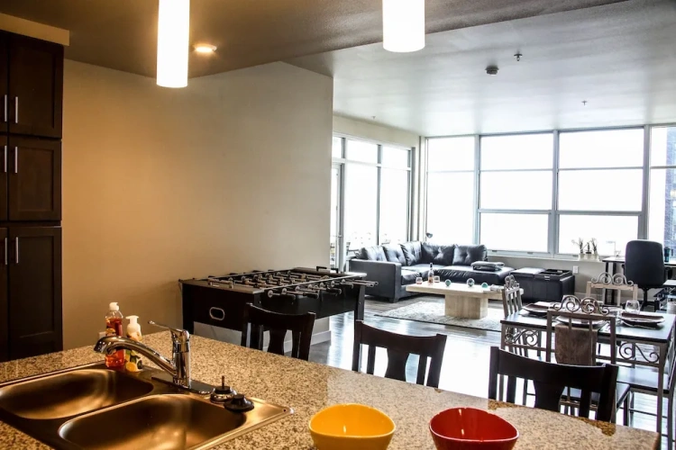 2 Bedrooms Standard Penthouse room with balcony and with city view