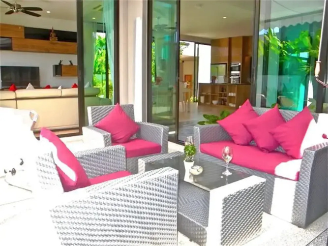 Baan Bua Nai Harn 3 bedrooms Villa