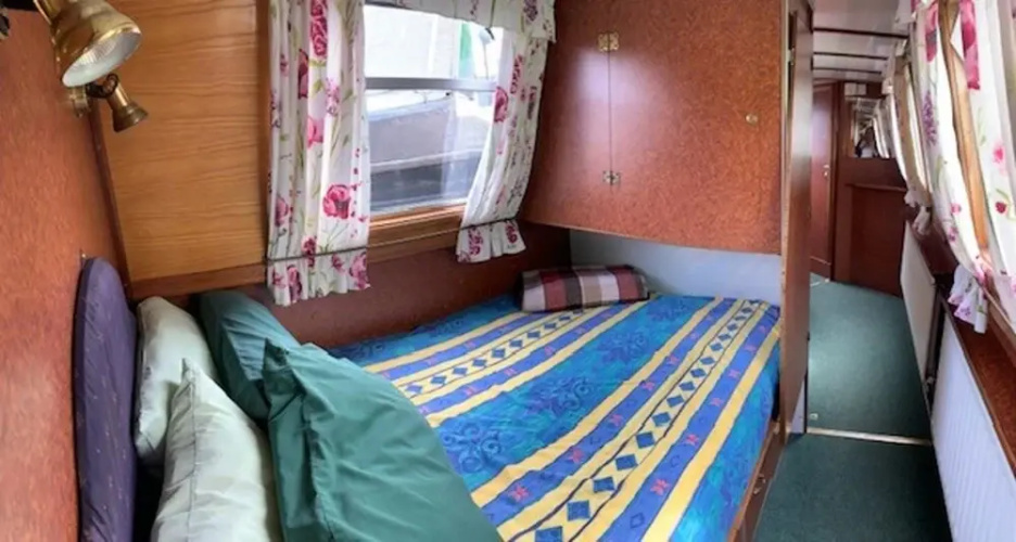 Stone - Boat - Sleeps 8 - Pet Friendly-85ws