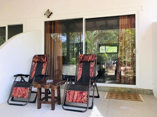 Standard Triple room with garden view