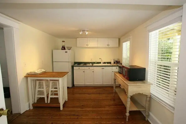 The Veranda Bed  Breakfast