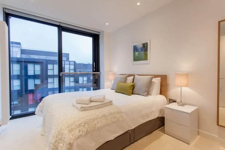 Meadows Apartments - By Cornerstone