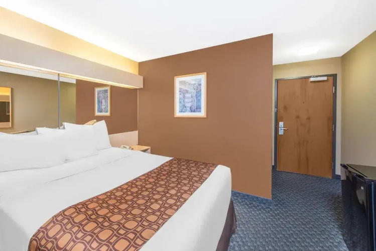 Microtel Inn & Suites by Wyndham Independence