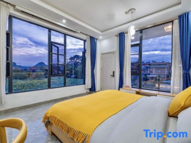 Deluxe Double room with lake view