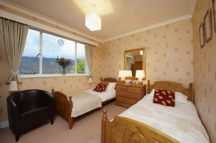 Glenurquhart House