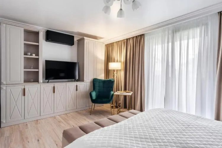 1 Bedroom Apartment