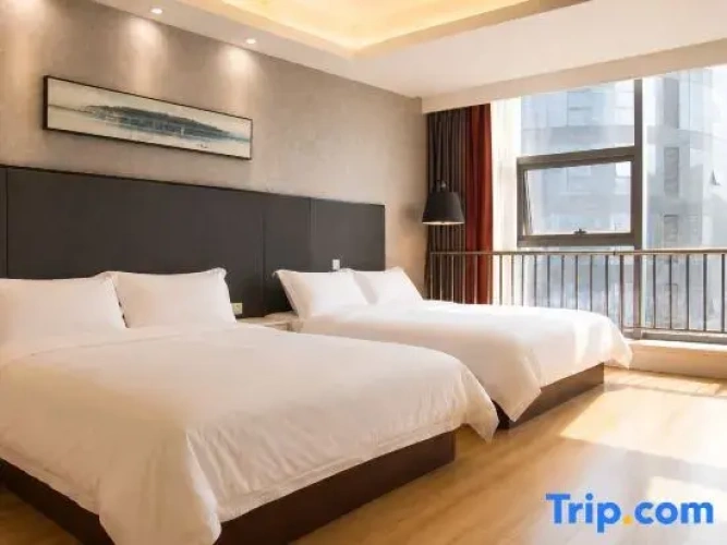 Standard Twin Family room